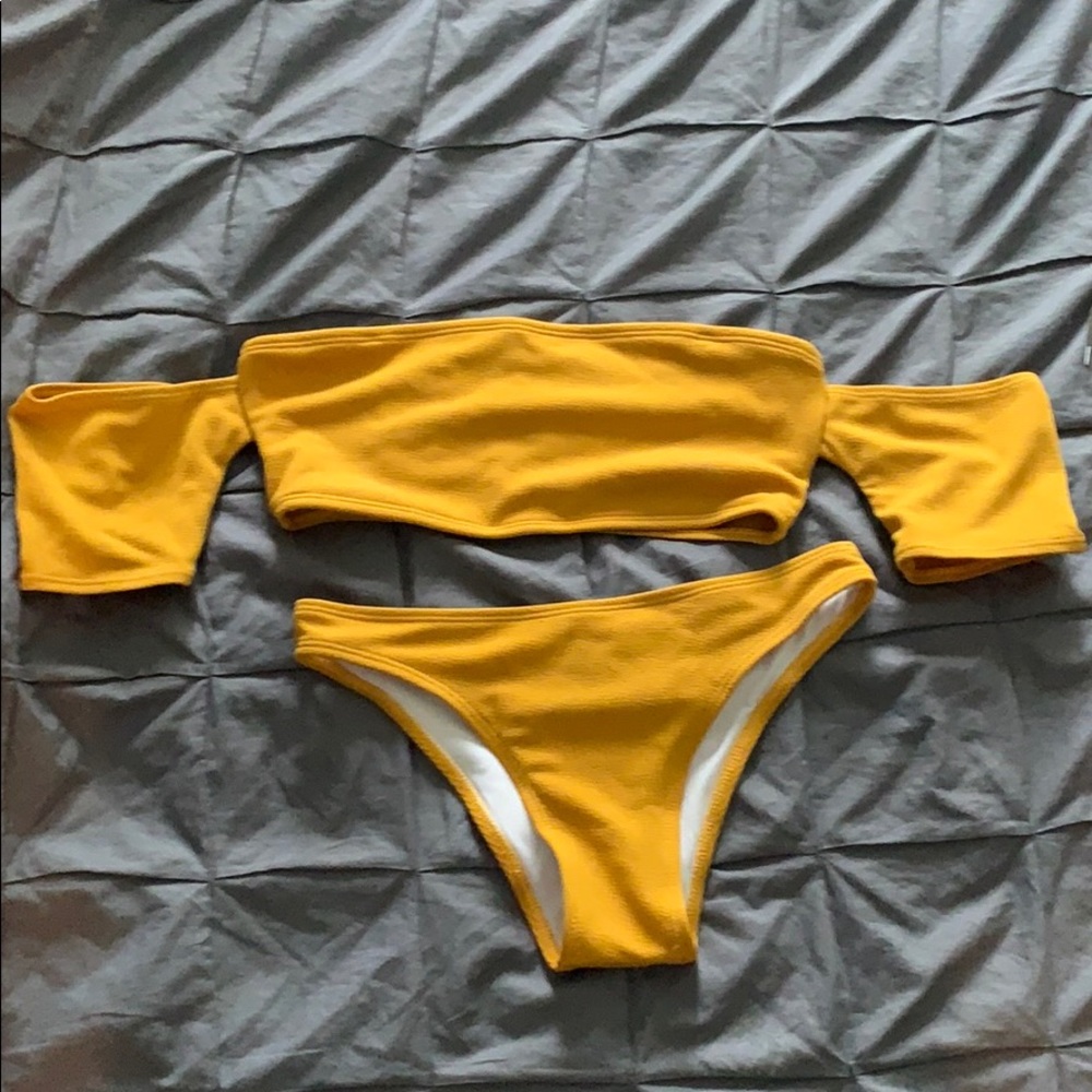 Swim suit